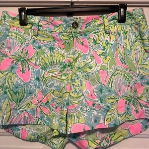 Lilly Pulitzer Callahan Shorts in Coconut Jungle.  Size 14